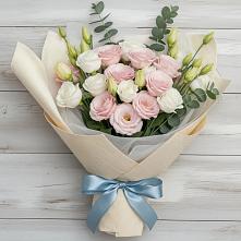 Букет цветов из:  Лизиантусы в Котово