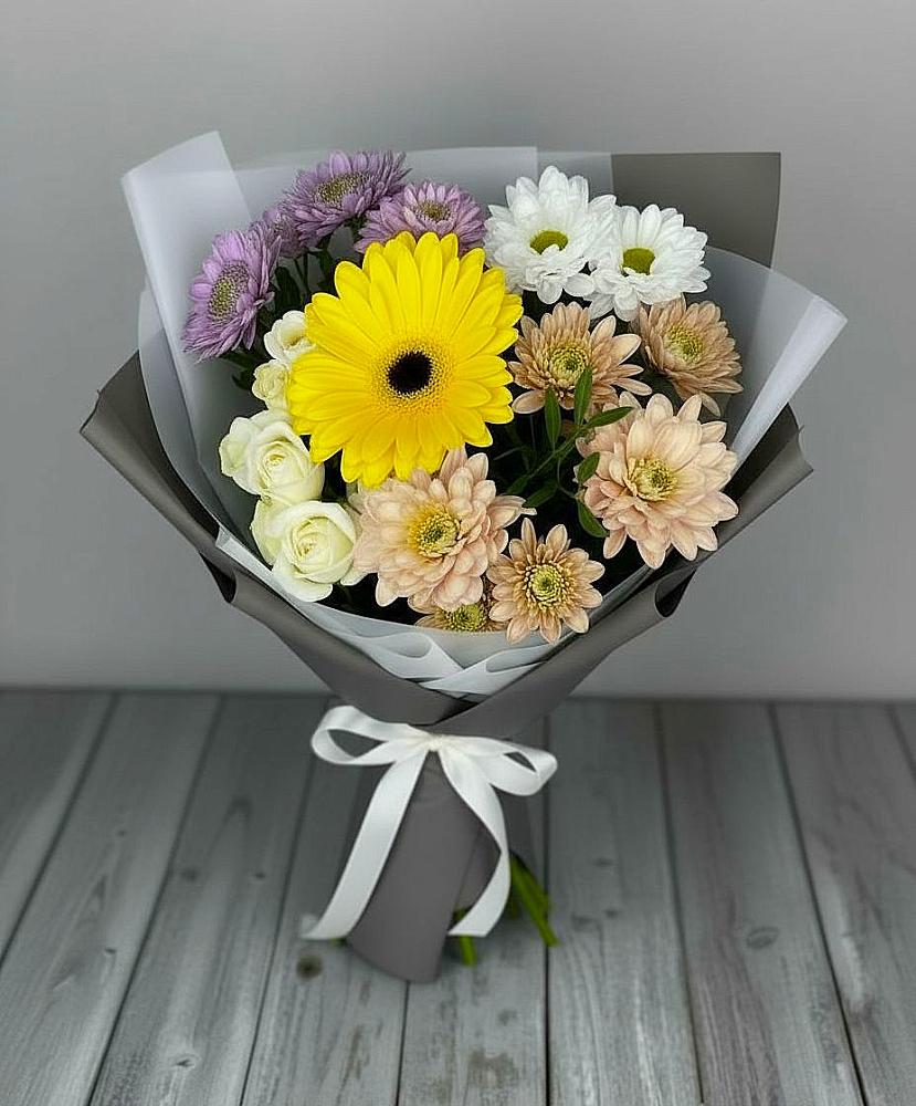 Букет цветов из: Розы, Герберы и Хризантемы в Котово