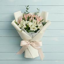 Букет цветов из:  Альстромерии в Котово