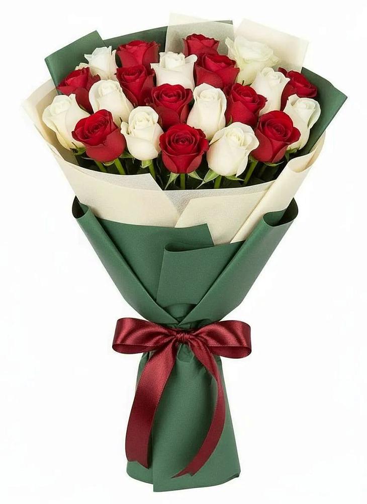 Букет Микс из красных и белых роз в Котово