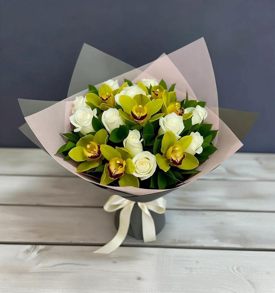 Букет цветов из: Орхидеи и Розы в Котово