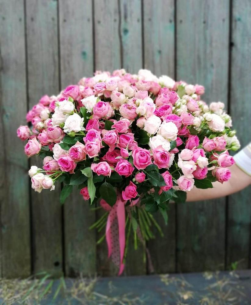 Букет Розовые кустовые розы Натали и Лав Лидия в Котово